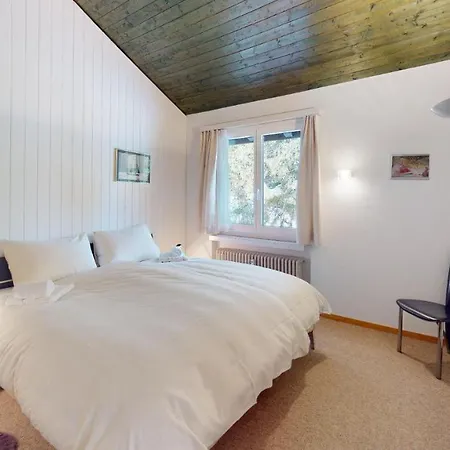 Duplex With Fireplace At Lift Lenzerheide