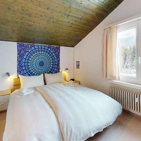 Duplex With Fireplace At Lift